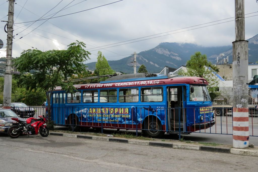 Ялта, Крым, троллейбус, старый троллейбус